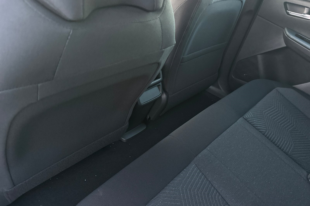 Thumbnail: 2026 Nissan Leaf - 11