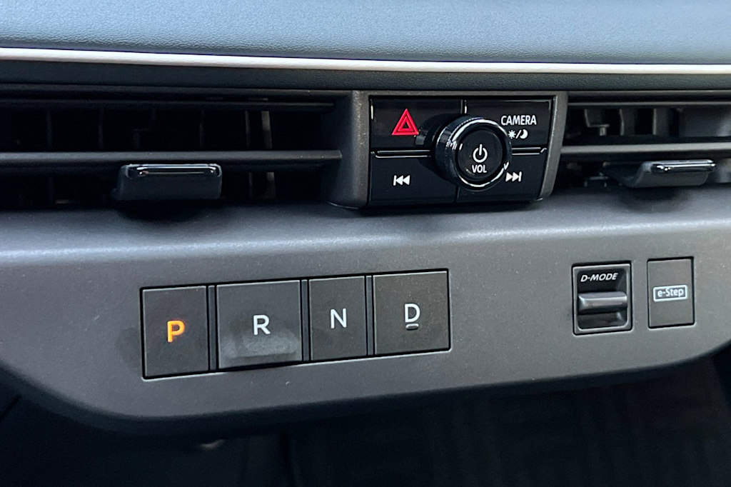 Thumbnail: 2026 Nissan Leaf - 29
