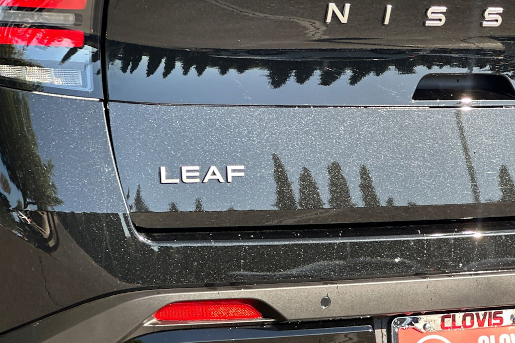Thumbnail: 2026 Nissan Leaf - 9