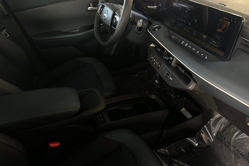 Thumbnail: 2026 Nissan Leaf - 11