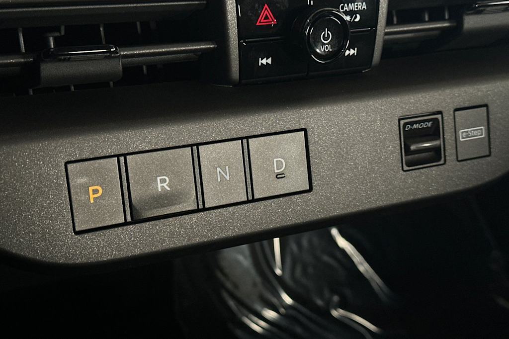 Thumbnail: 2026 Nissan Leaf - 25