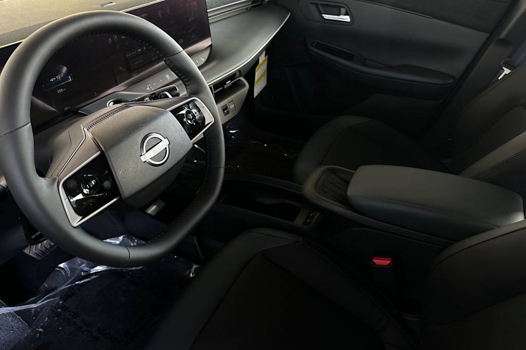 Thumbnail: 2026 Nissan Leaf - 10