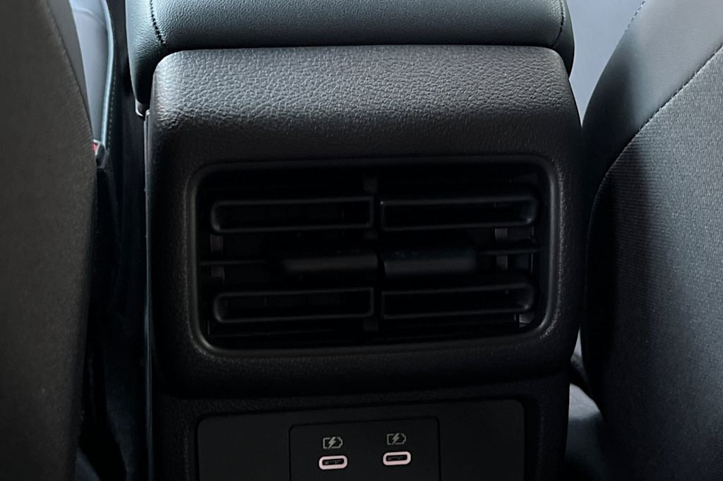 Thumbnail: 2026 Nissan Leaf - 24