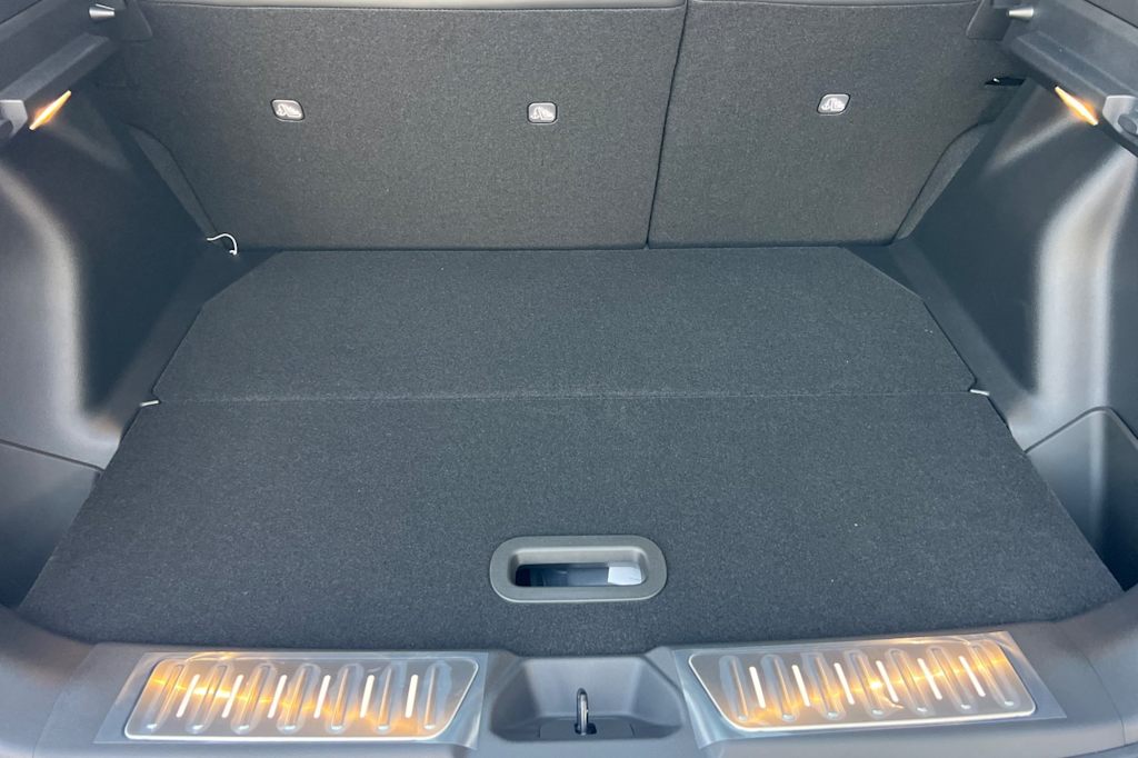 Thumbnail: 2026 Nissan Leaf - 16