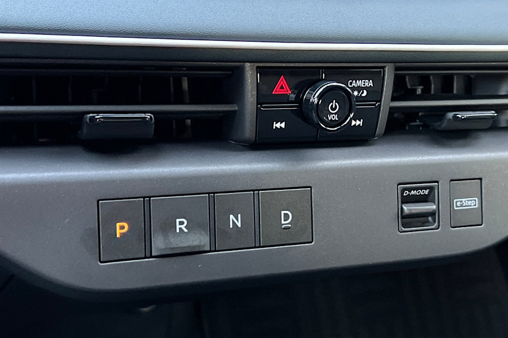 Thumbnail: 2026 Nissan Leaf - 29