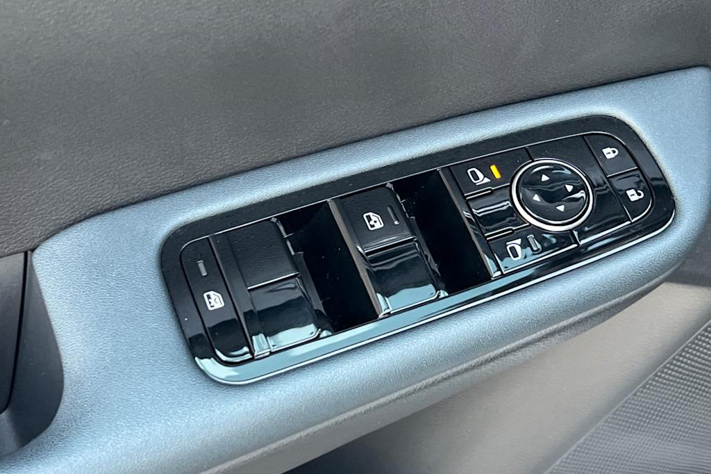 Thumbnail: 2026 Nissan Leaf - 23