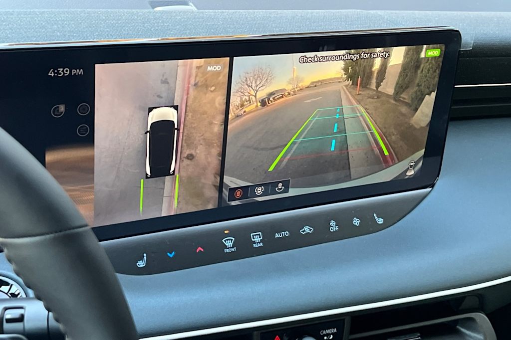 Thumbnail: 2026 Nissan Leaf - 27