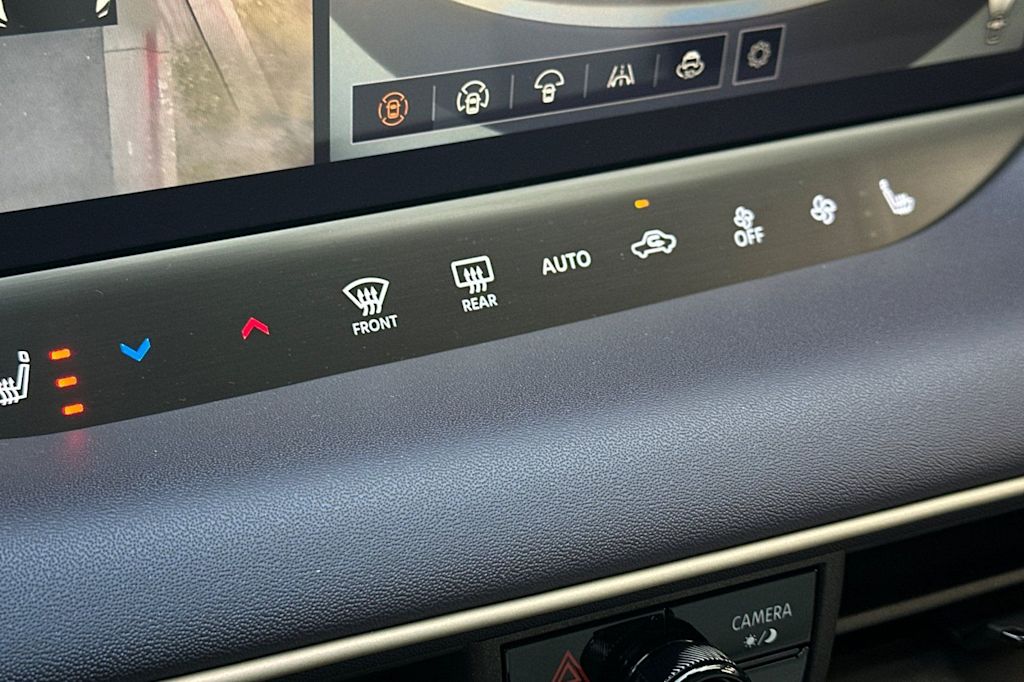 Thumbnail: 2026 Nissan Leaf - 26