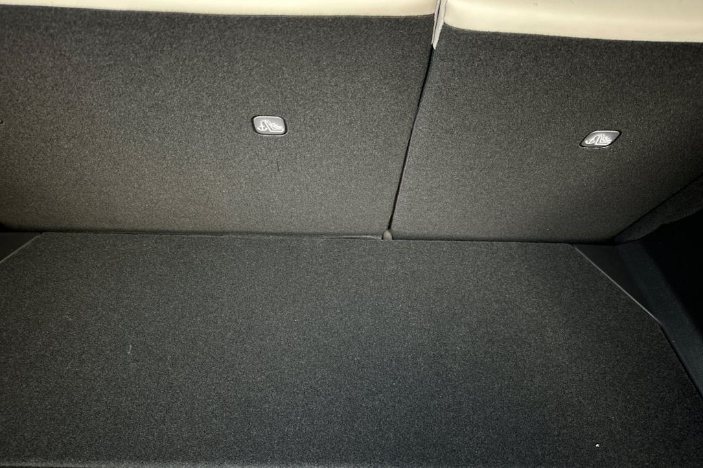 Thumbnail: 2026 Nissan Leaf - 15