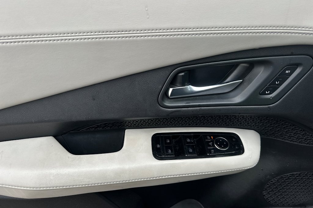 Thumbnail: 2023 Nissan Ariya - 22