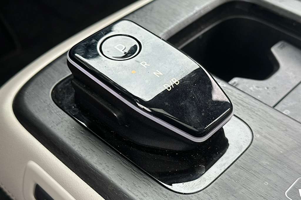 Thumbnail: 2023 Nissan Ariya - 14