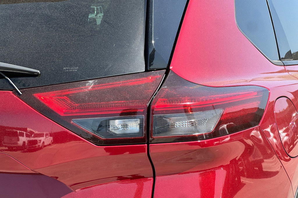 Thumbnail: 2021 Nissan Rogue - 36