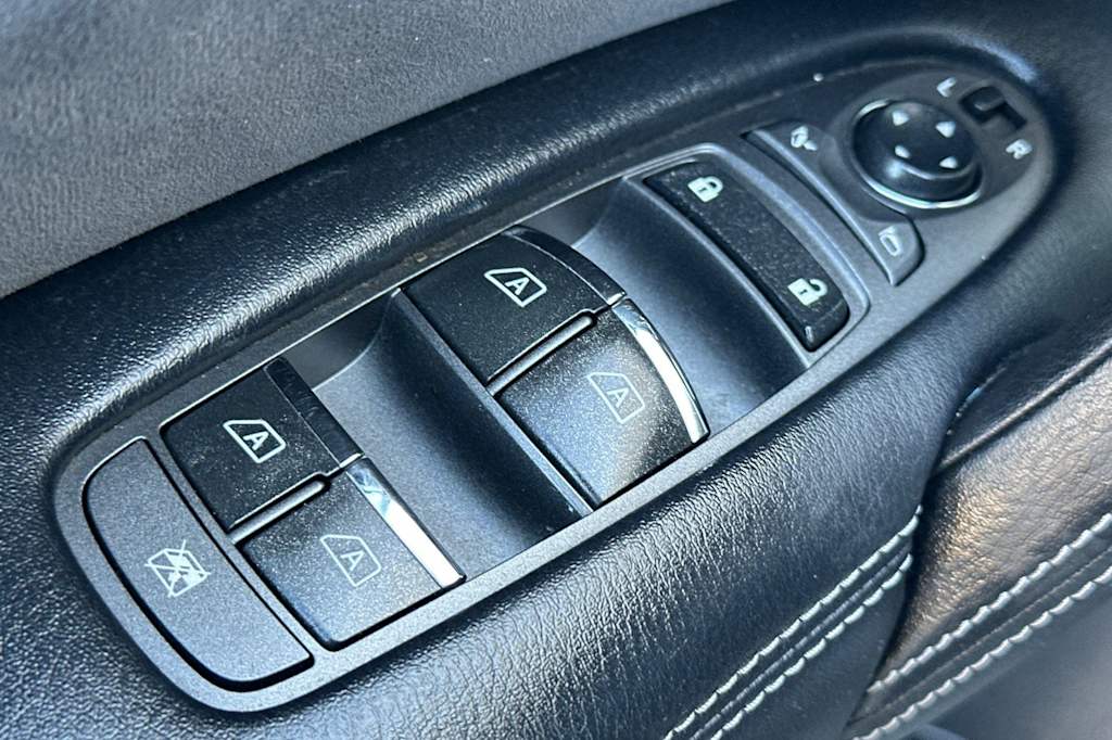 Thumbnail: 2019 Nissan Armada - 21