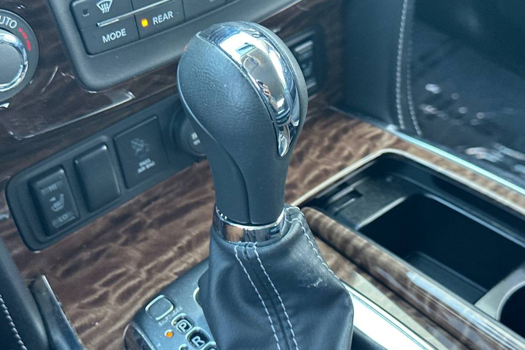 Thumbnail: 2019 Nissan Armada - 30