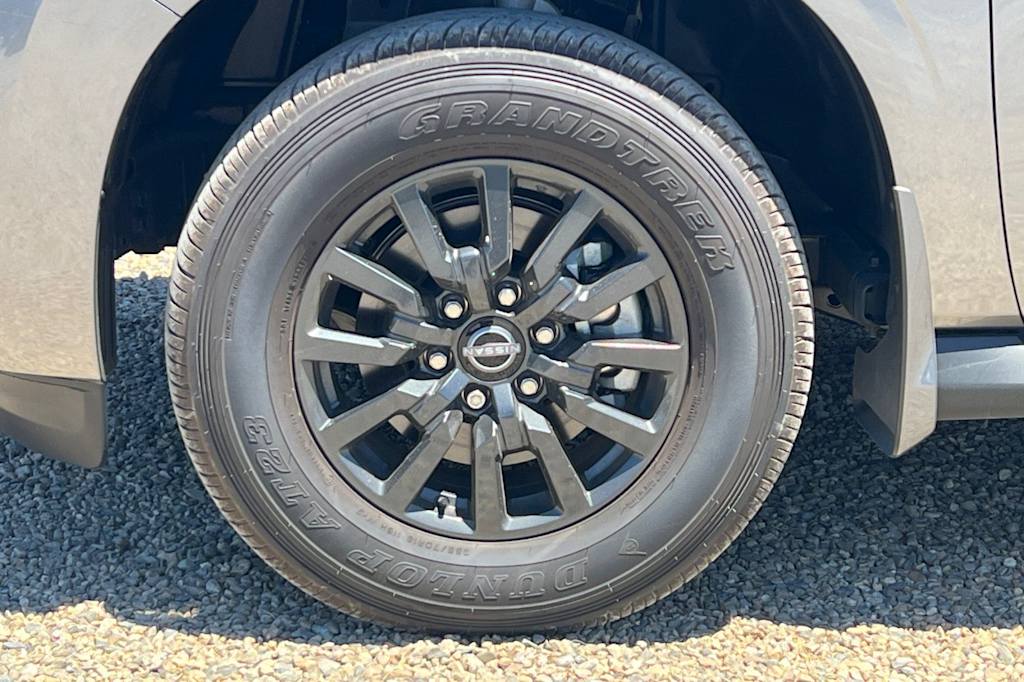 2026 Nissan Armada SV - Photo 8