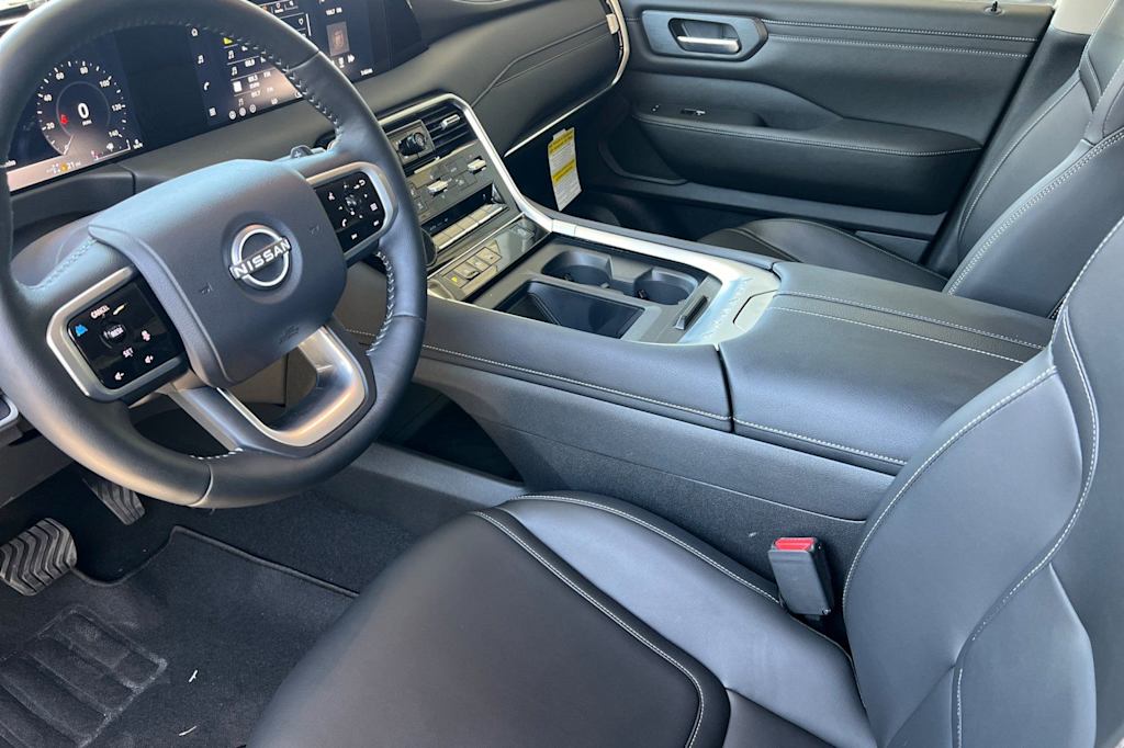 2026 Nissan Armada SV - Photo 9