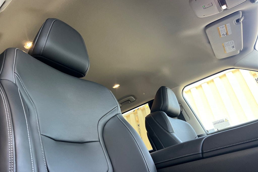 2026 Nissan Armada SV - Photo 26