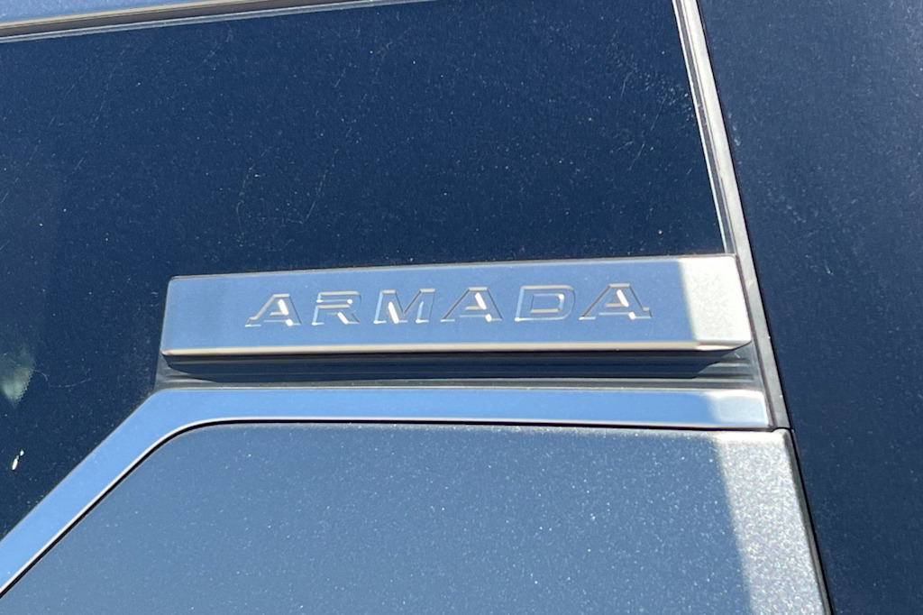 2026 Nissan Armada SV - Photo 7