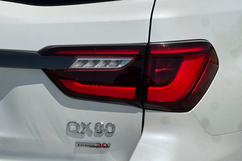 Thumbnail: 2020 INFINITI QX80 - 36