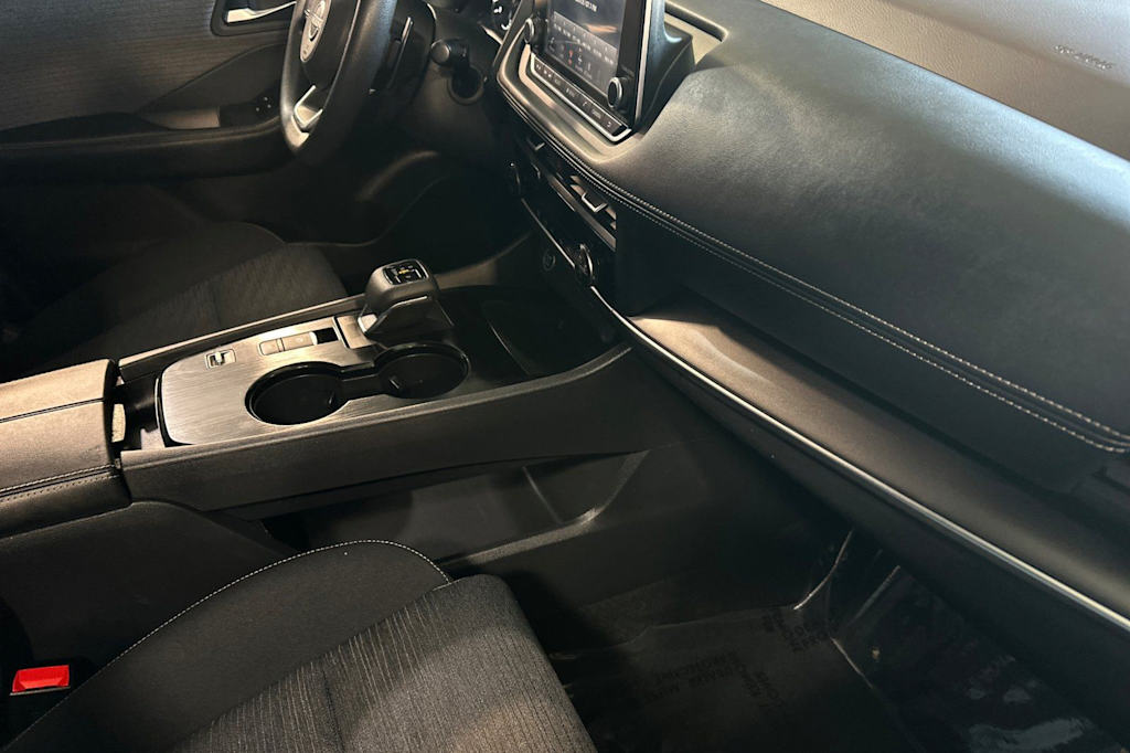 Thumbnail: 2023 Nissan Rogue - 23