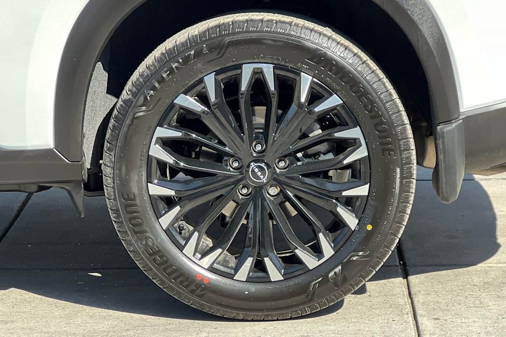 Thumbnail: 2026 Nissan Rogue - 8