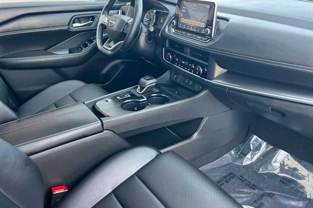 Thumbnail: 2026 Nissan Rogue - 12