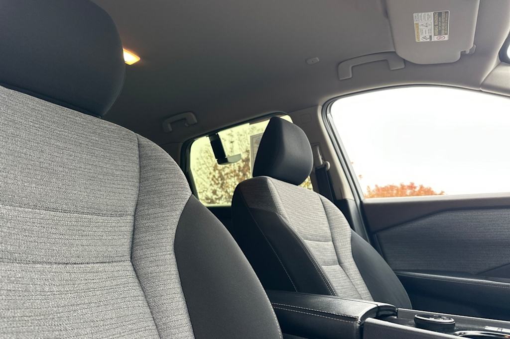 Thumbnail: 2023 Nissan Rogue - 10