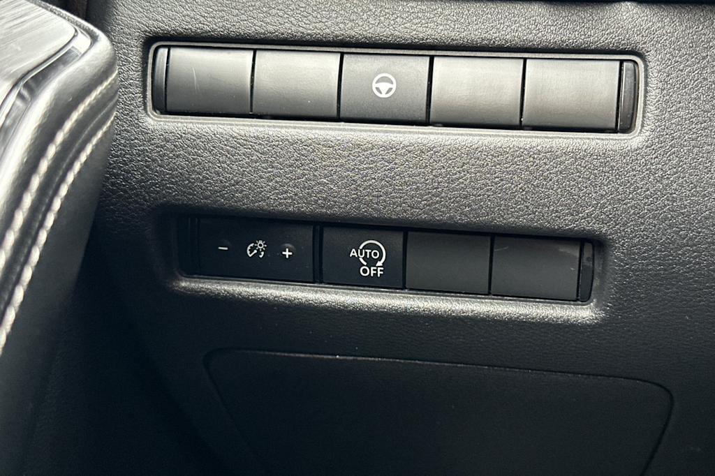 Thumbnail: 2023 Nissan Rogue - 34