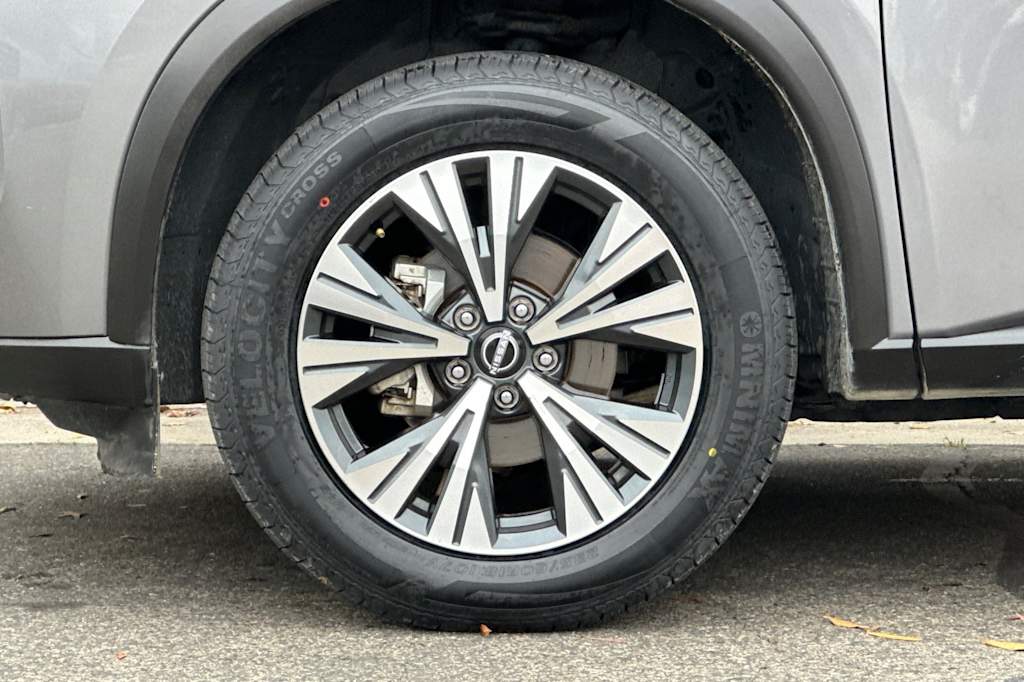 Thumbnail: 2023 Nissan Rogue - 8