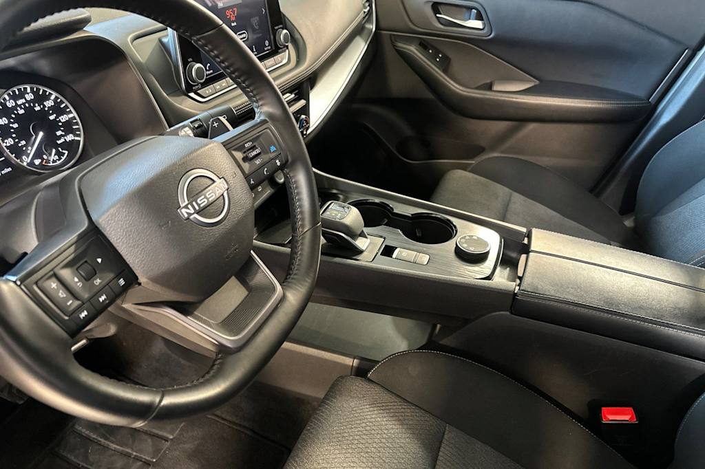 Thumbnail: 2025 Nissan Rogue - 9
