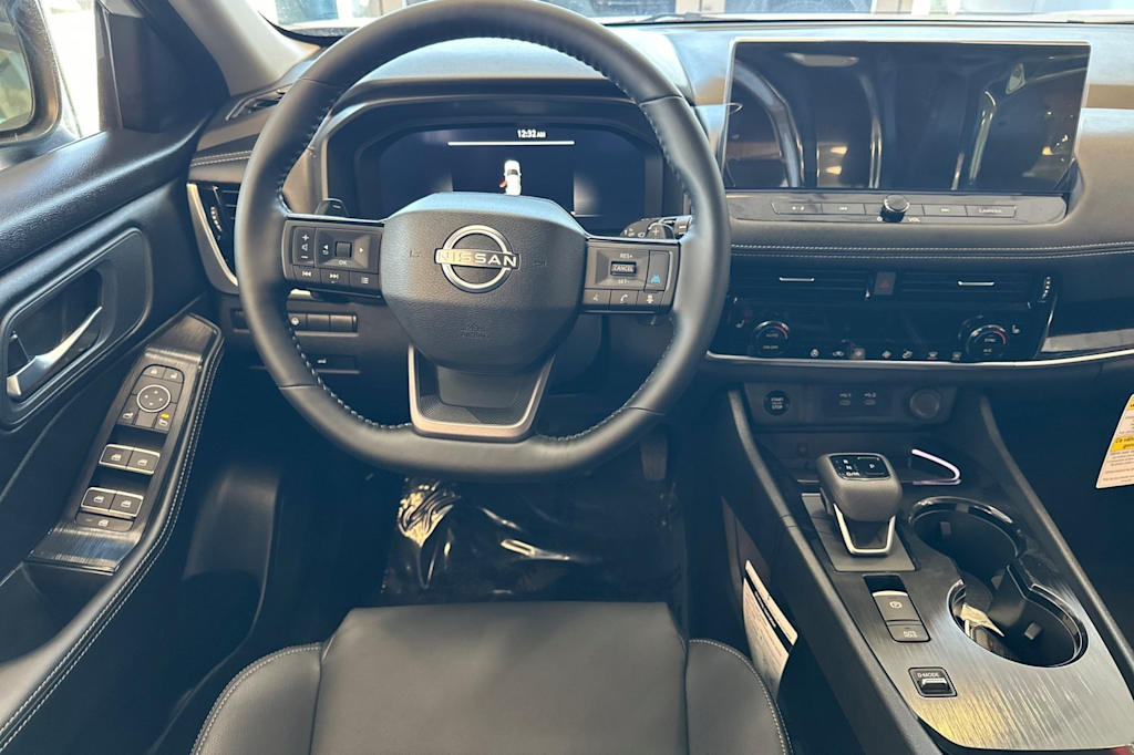 Thumbnail: 2025 Nissan Rogue - 10