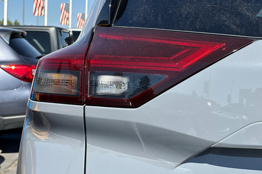 Thumbnail: 2025 Nissan Rogue - 6