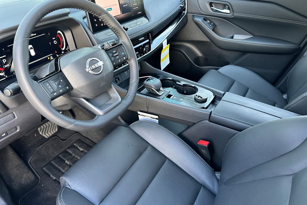 Thumbnail: 2025 Nissan Rogue - 8