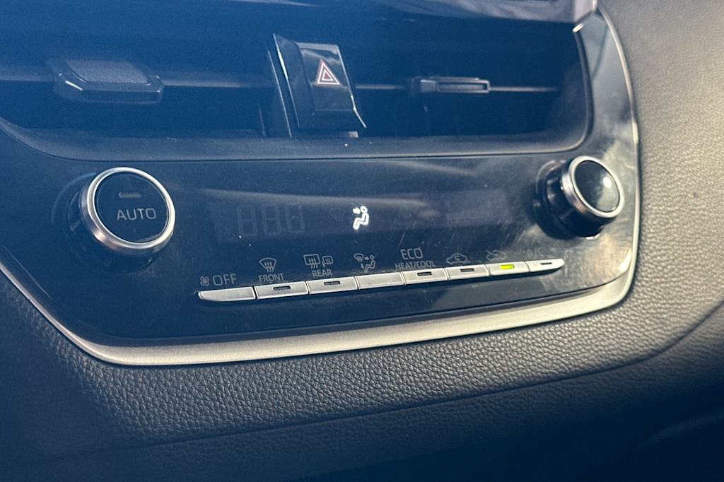 Thumbnail: 2021 Toyota Corolla - 26