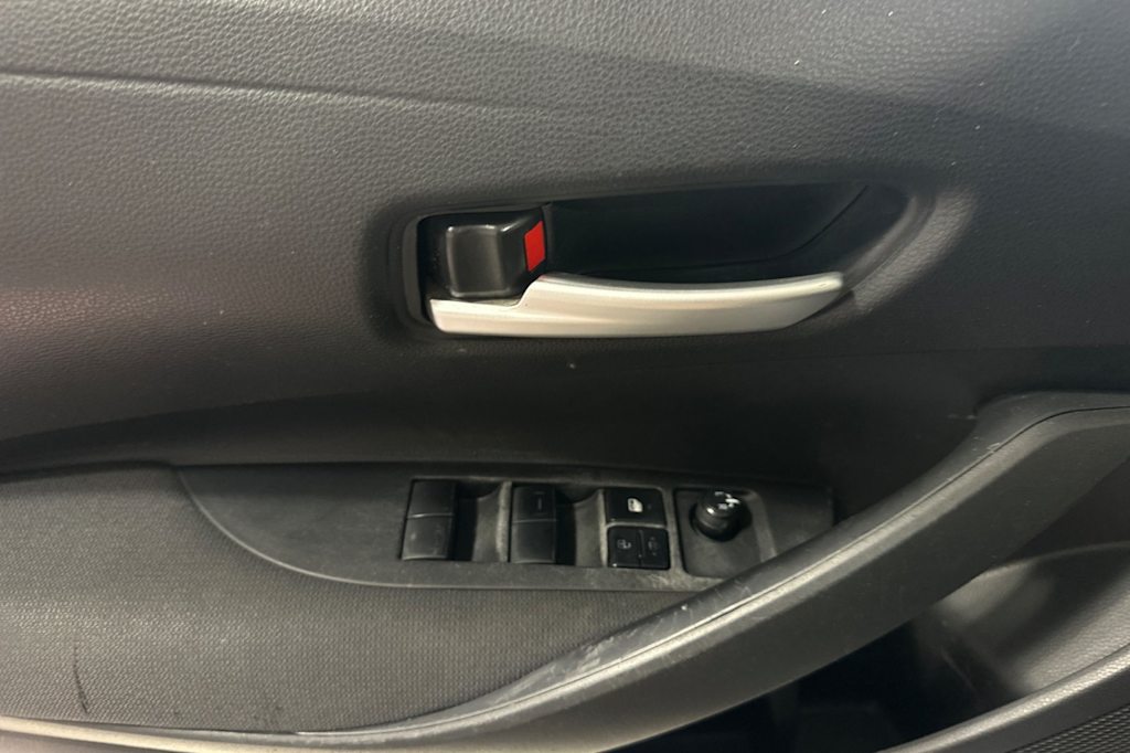 Thumbnail: 2021 Toyota Corolla - 23