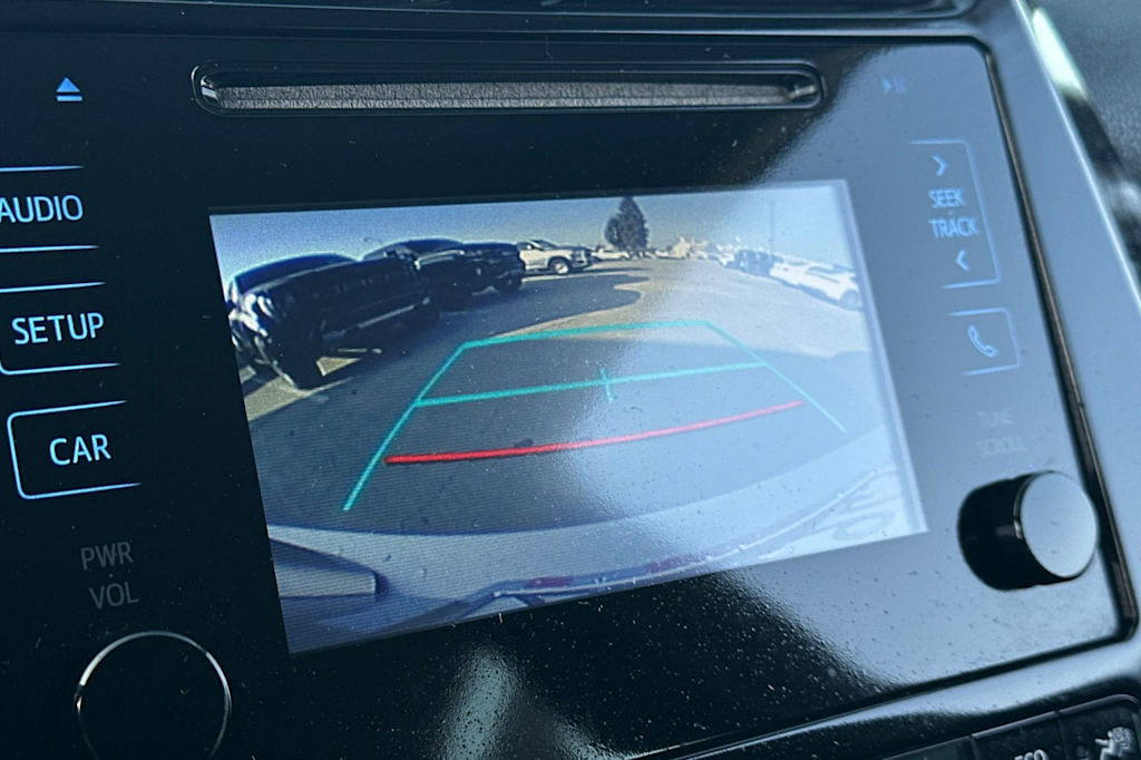 Thumbnail: 2016 Toyota Prius - 26