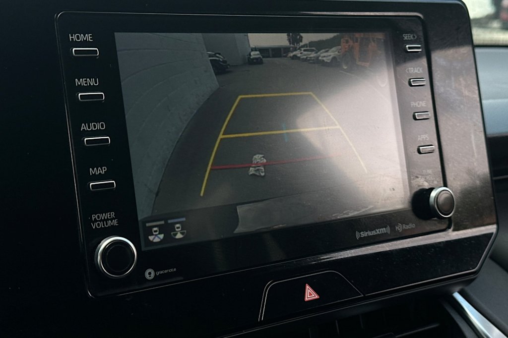 Thumbnail: 2021 Toyota Venza - 24