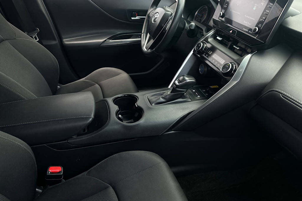Thumbnail: 2021 Toyota Venza - 13