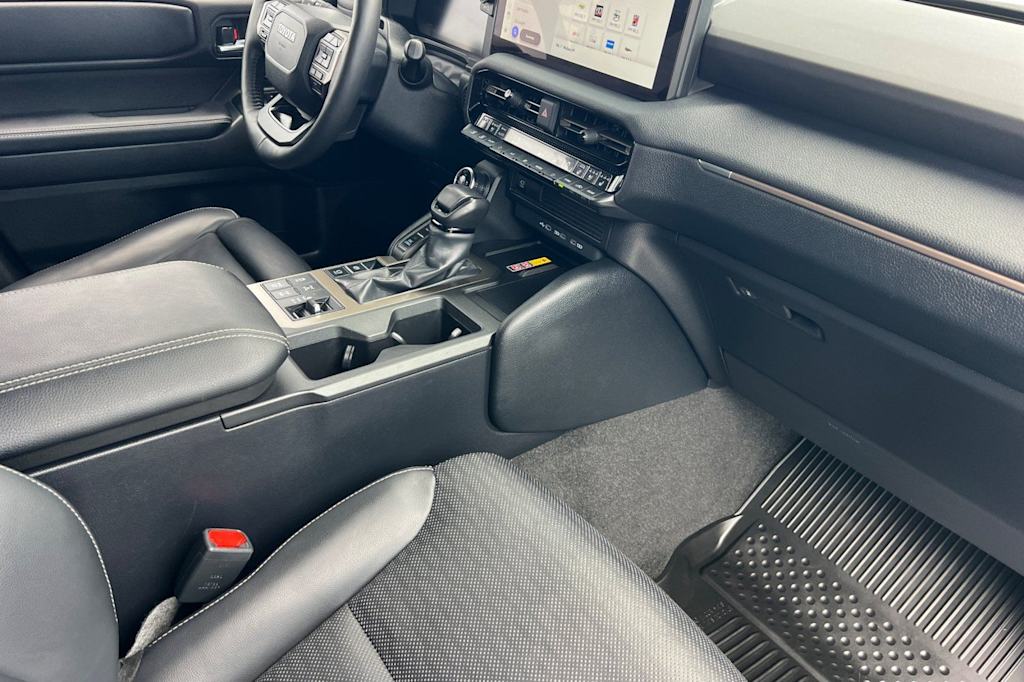 Thumbnail: 2024 Toyota Land Cruiser - 12