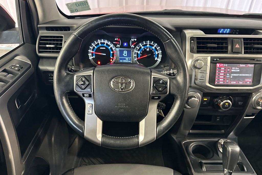 Thumbnail: 2014 Toyota 4Runner - 12