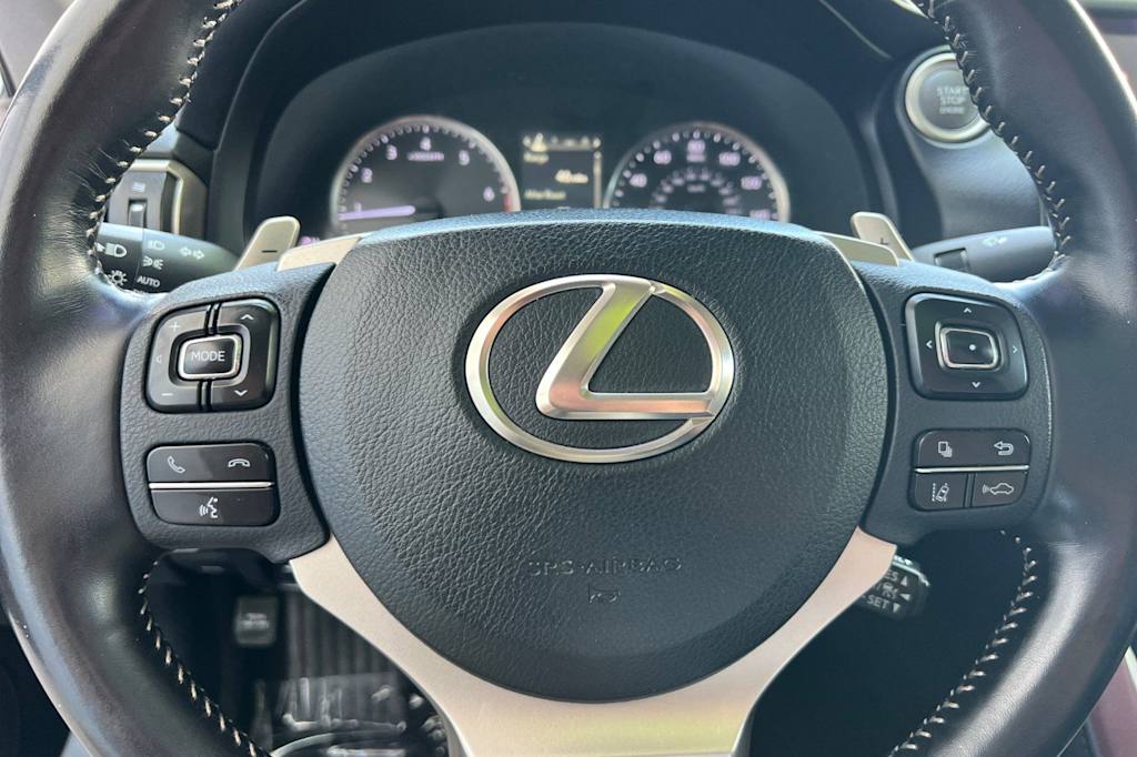 Thumbnail: 2020 Lexus IS - 29