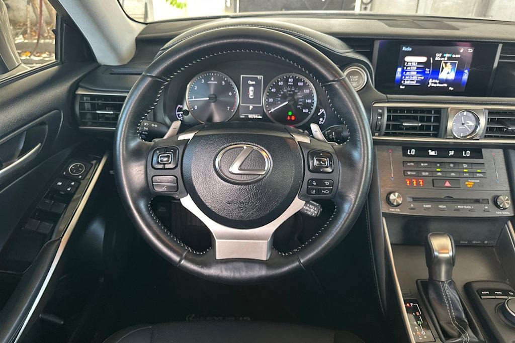 Thumbnail: 2019 Lexus IS - 11