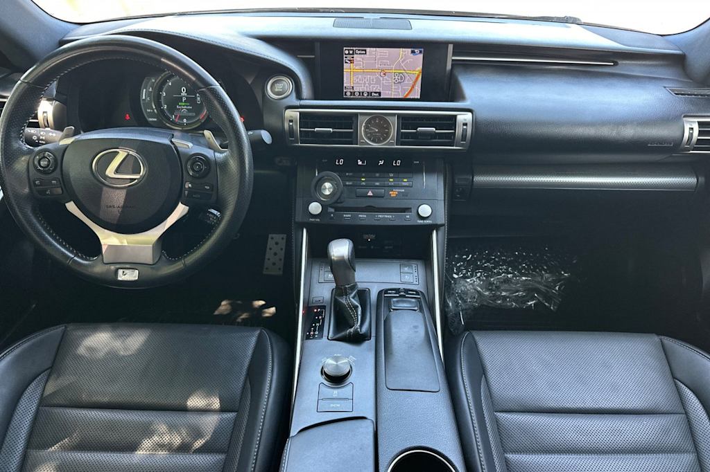 Thumbnail: 2015 Lexus IS - 2