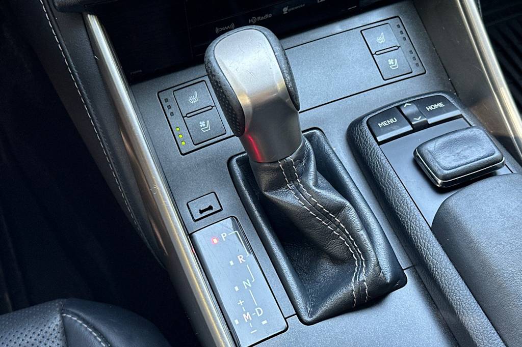 Thumbnail: 2015 Lexus IS - 14
