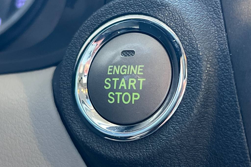 Thumbnail: 2013 Lexus IS - 27