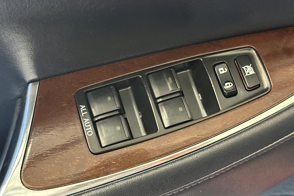 Thumbnail: 2012 Lexus ES - 22