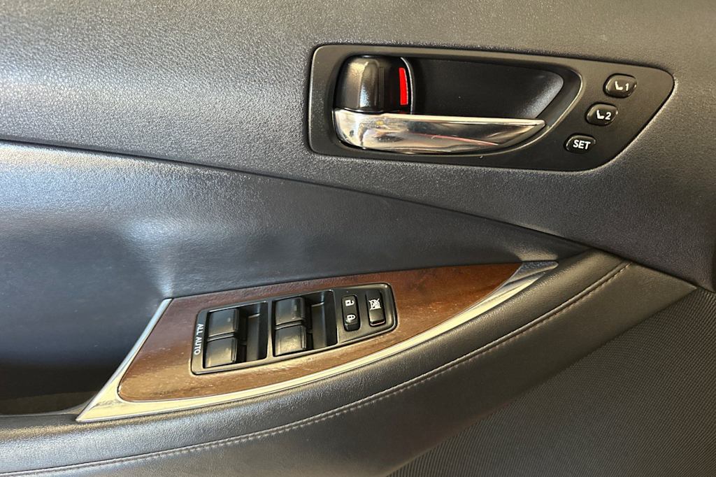 Thumbnail: 2012 Lexus ES - 21