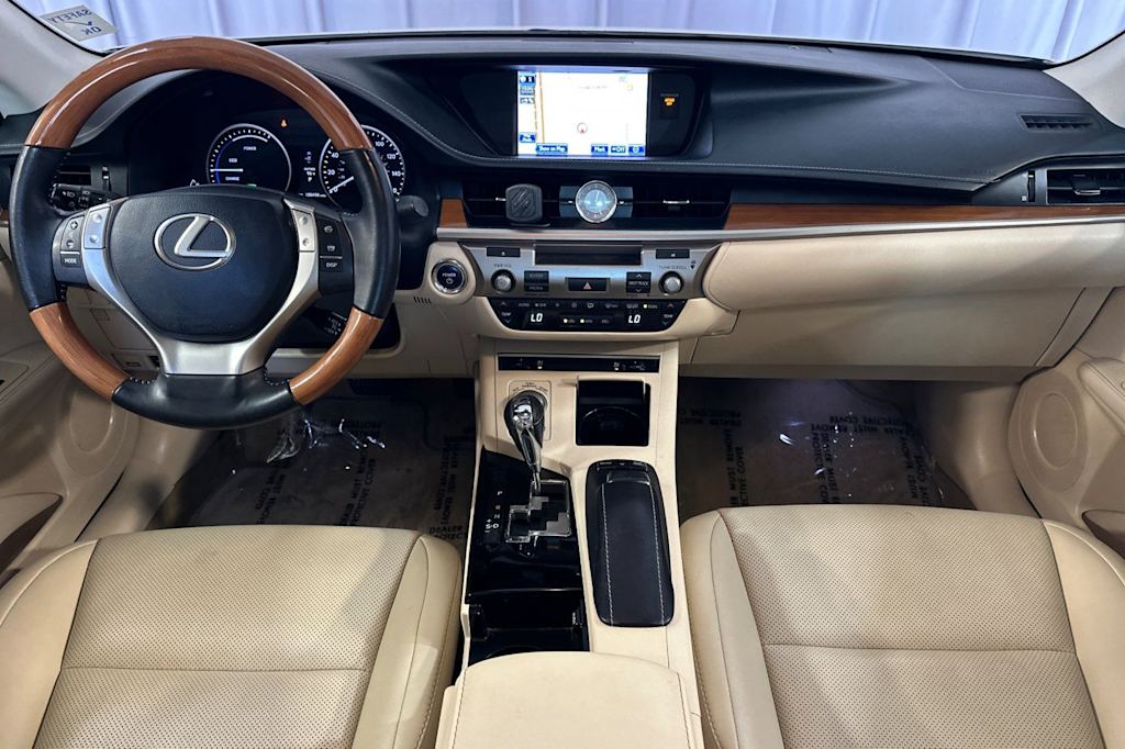 Thumbnail: 2014 Lexus ES - 2