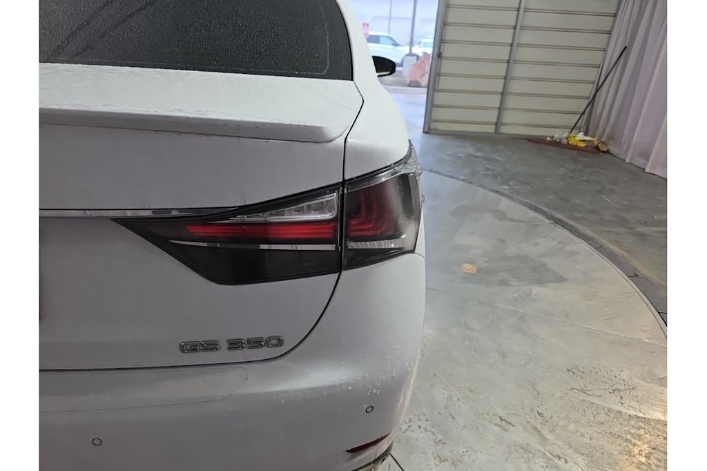 Thumbnail: 2017 Lexus GS - 17