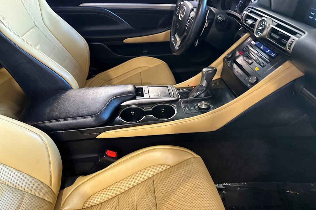 Thumbnail: 2019 Lexus RC - 10